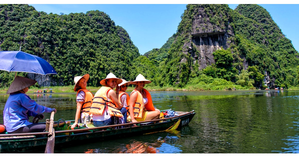 Van Long Wetland Langur Watching, Boat Rides Wildlife Guide Ninh Binh Vietnam