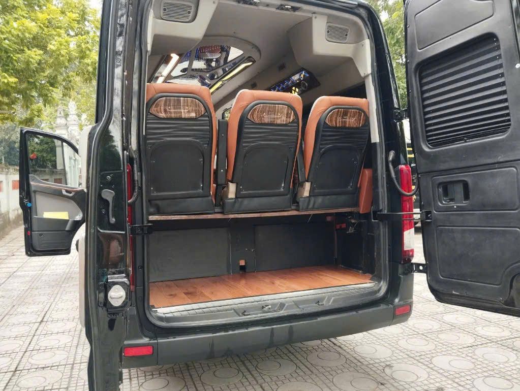 Limousine van luggage storage area for Cat Ba route