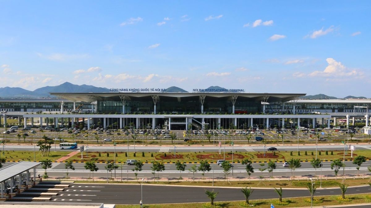 Hanoi Airport to Ninh Binh: Transfer Options and Guide 2026