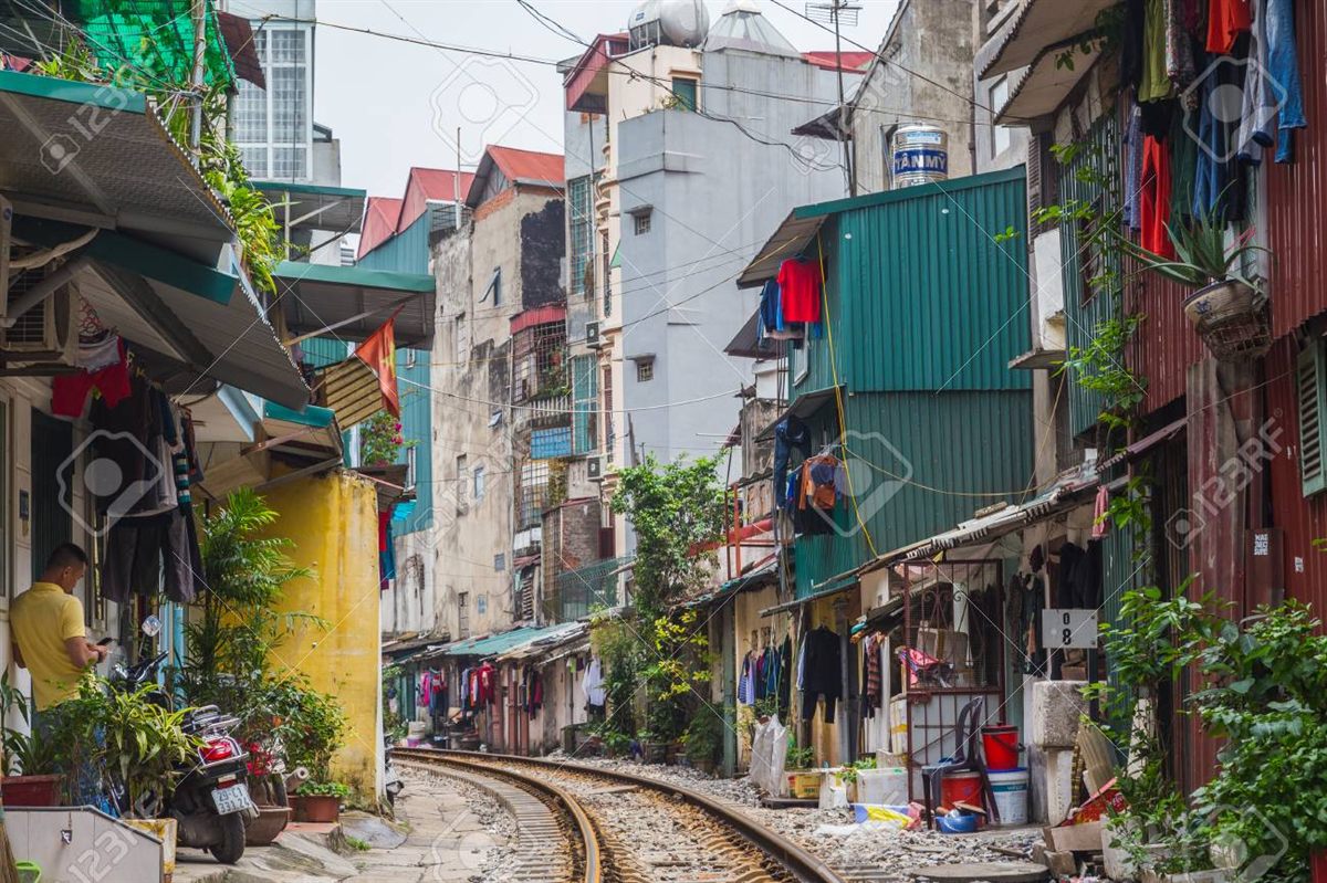 Ninh Binh to Hue Train: Reunification Express Guide 2026 Vietnam railway tracks along the Ninh Binh to Hue train route