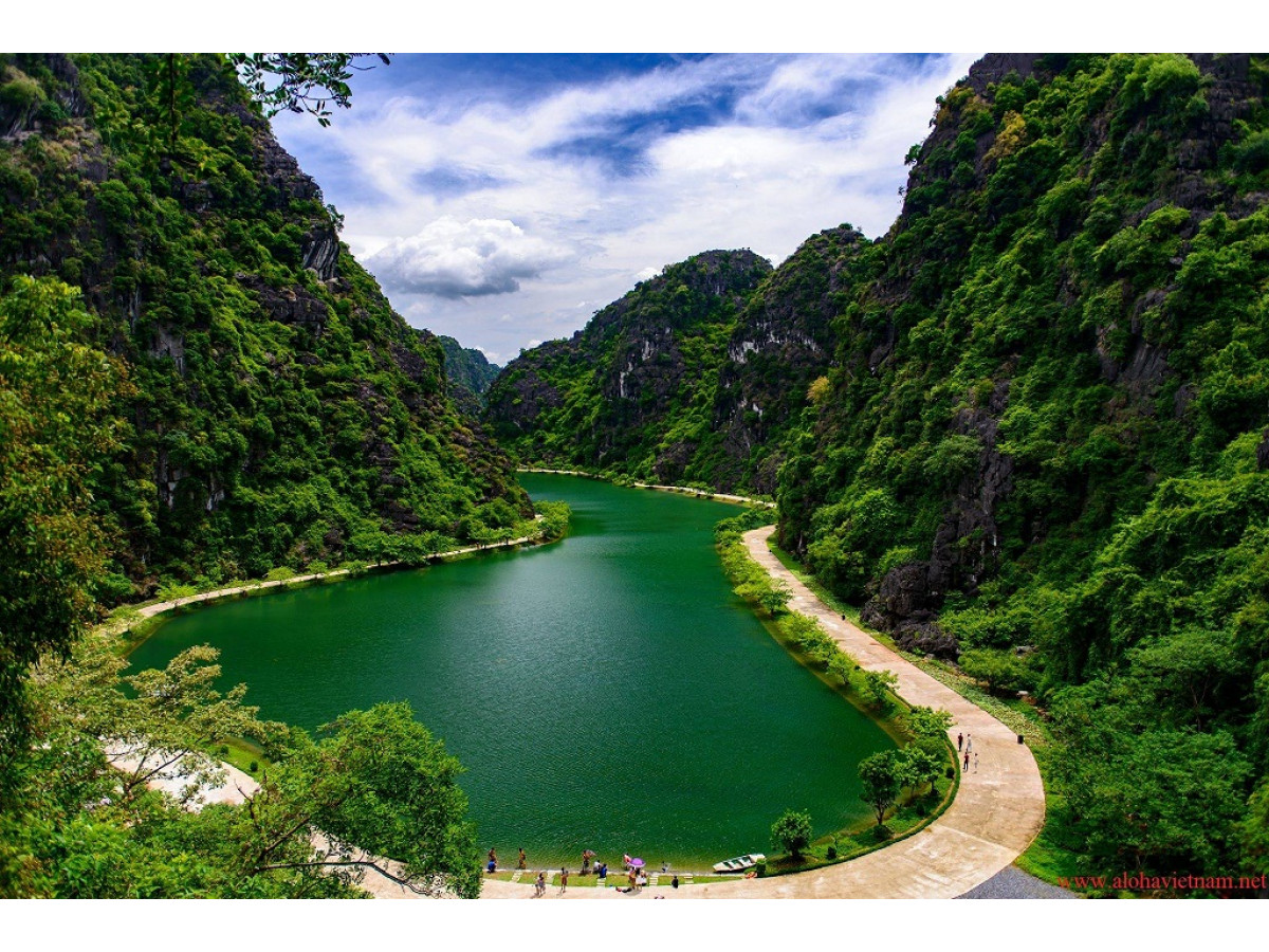 Ninh Binh 2026 Why Vietnam8217s Ancient Capital Is the Country8217s Best-Kept Secret - destination