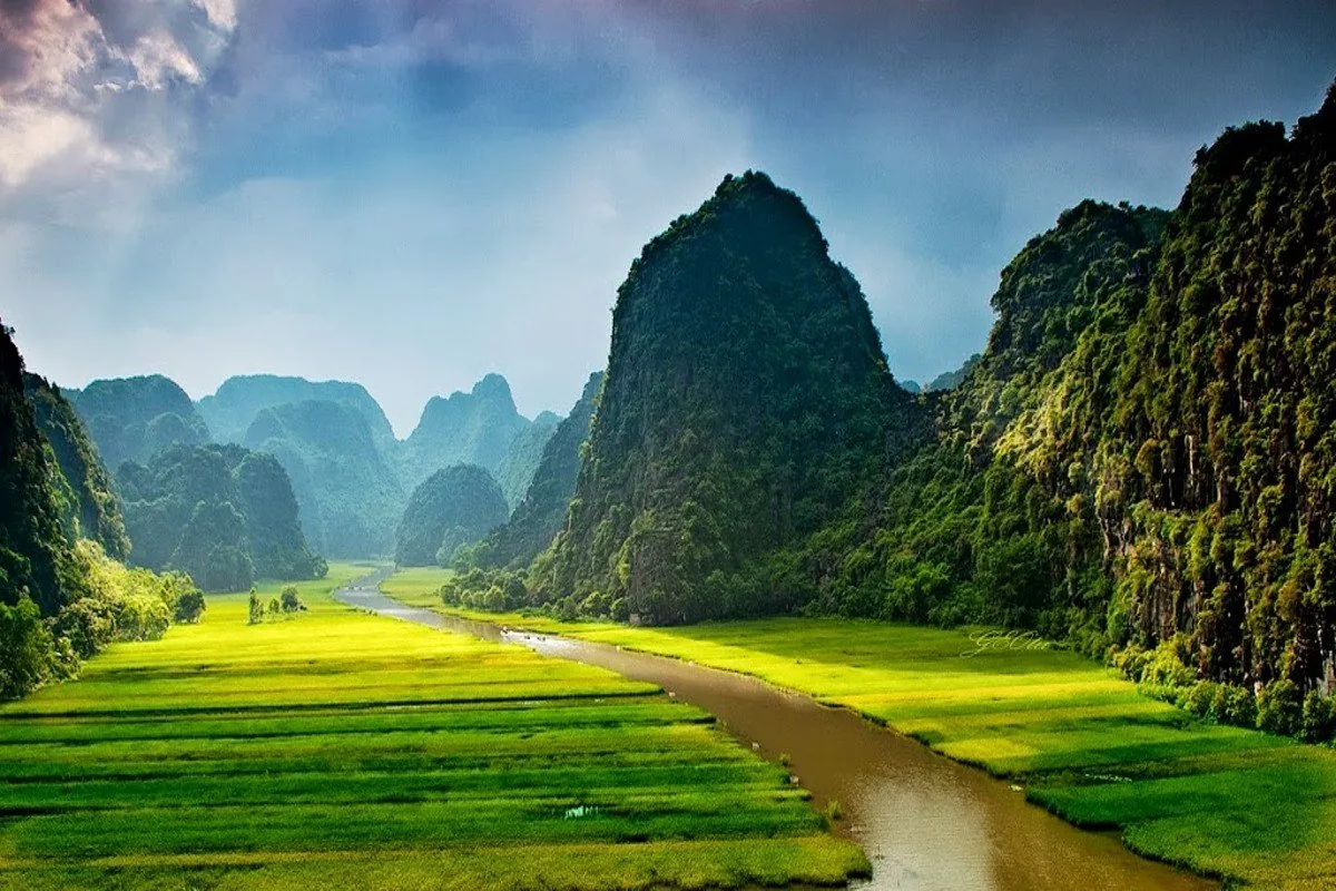 Dramatic sky over Ninh Binh's karst river valley